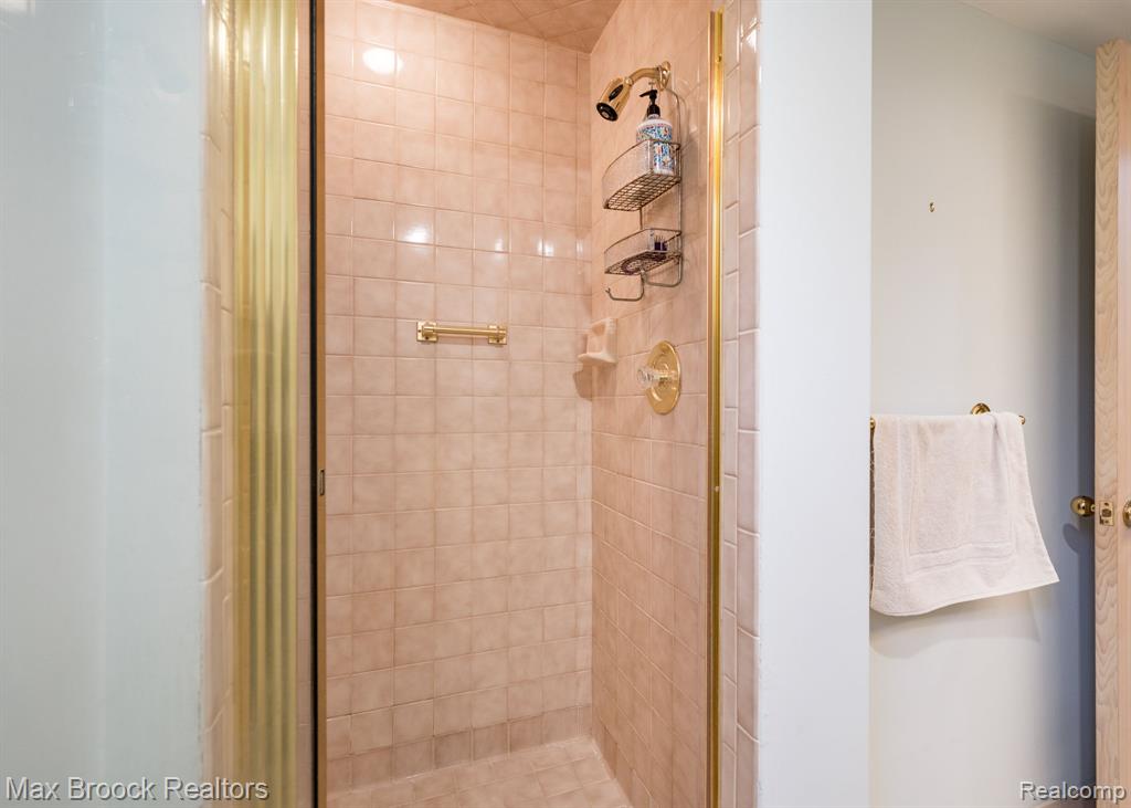 25461 Tweed Drive Property Photo 25
