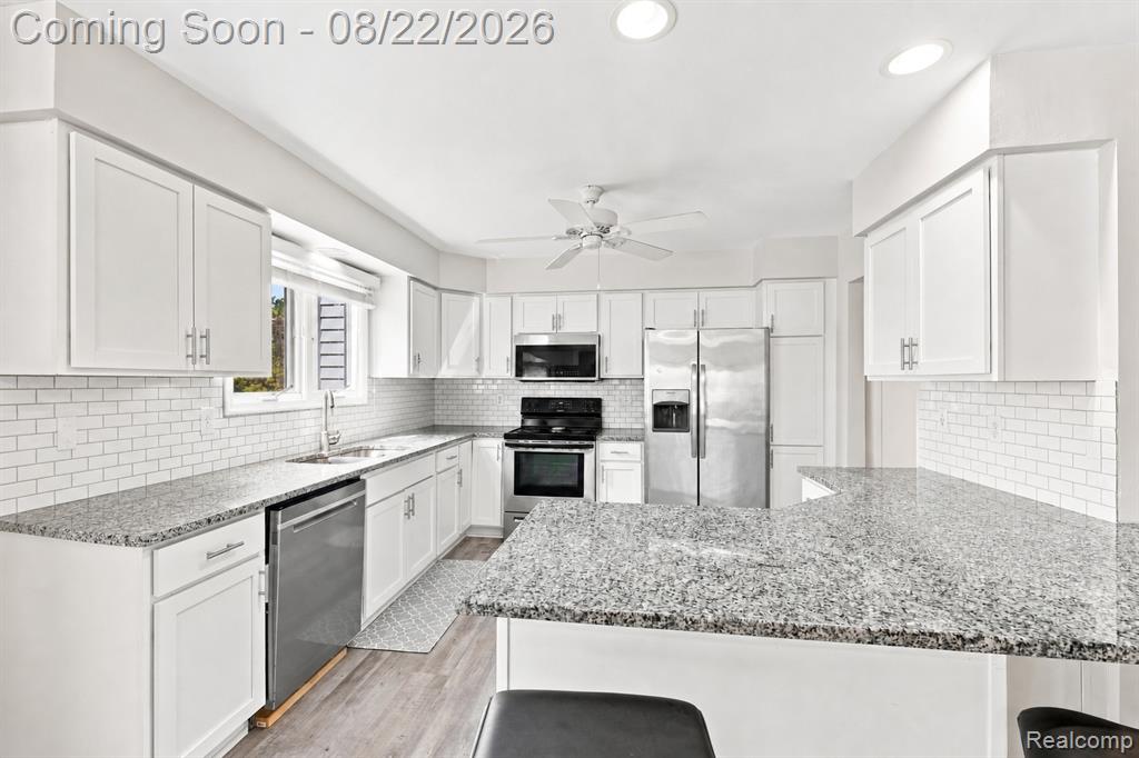 6523 Ridgeview Drive Property Photo 17