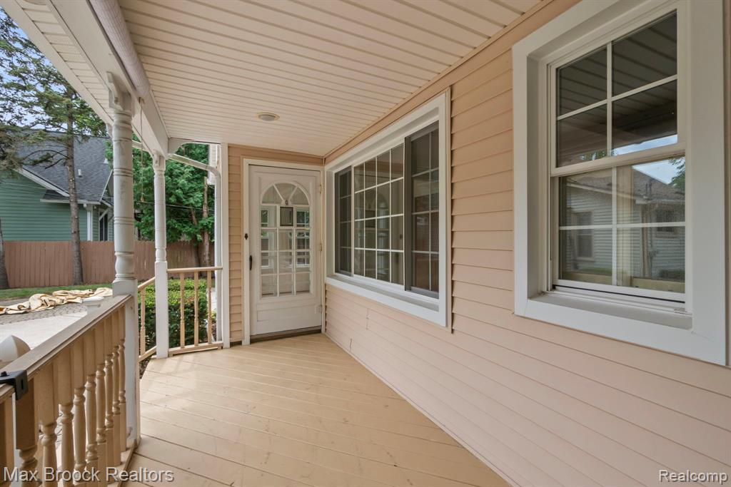 364 S Wing Street Property Photo 13