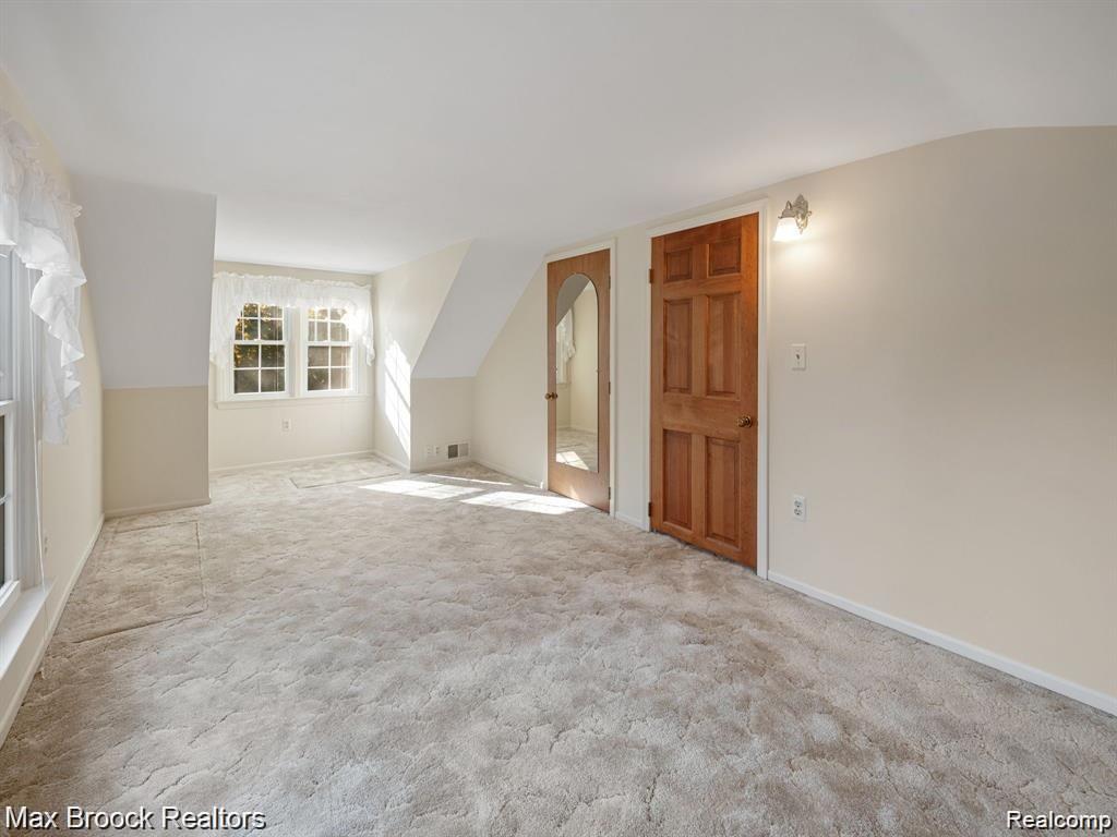 364 S Wing Street Property Photo 31