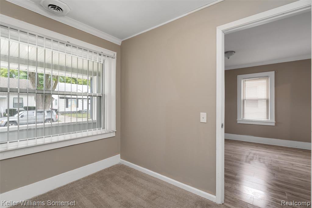 17638 Ivanhoe Street Property Photo 14