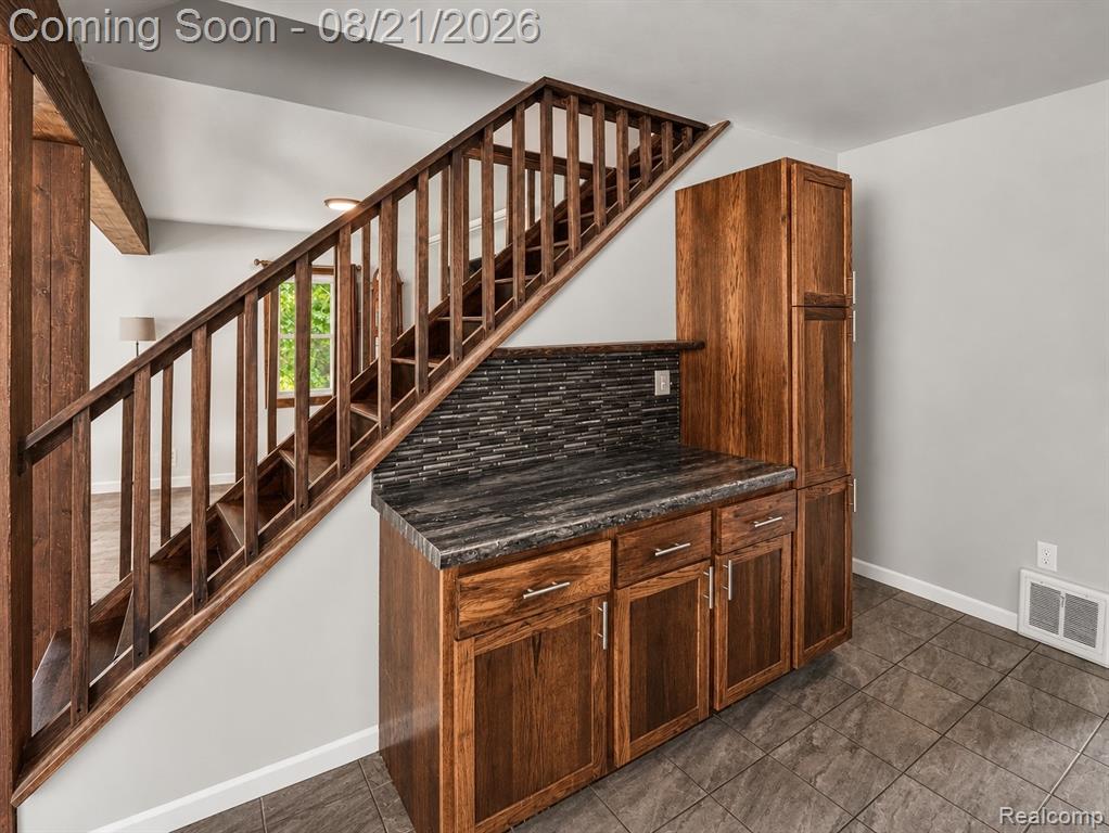 24915 Crisler Street Property Photo 8