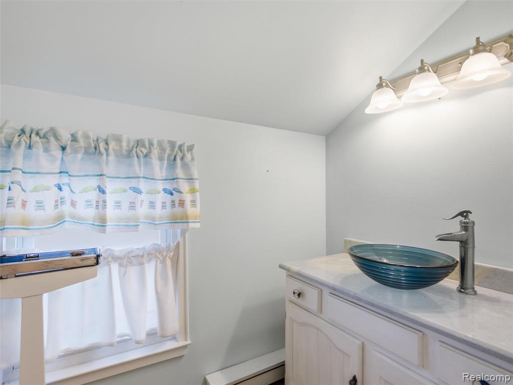 12029 Torrey Road Property Photo 13