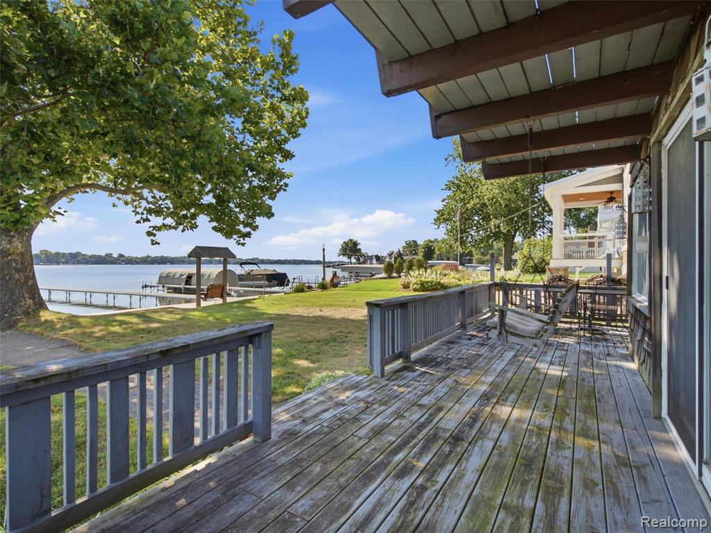 12029 Torrey Road Property Photo 17
