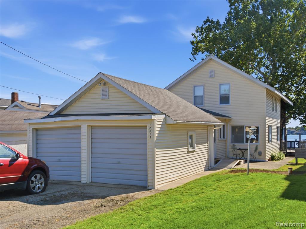 12029 Torrey Road Property Photo 19
