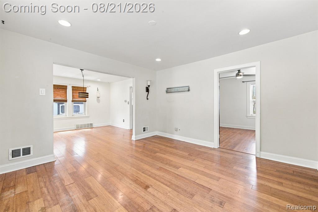 220 Magnolia Drive Property Photo 6