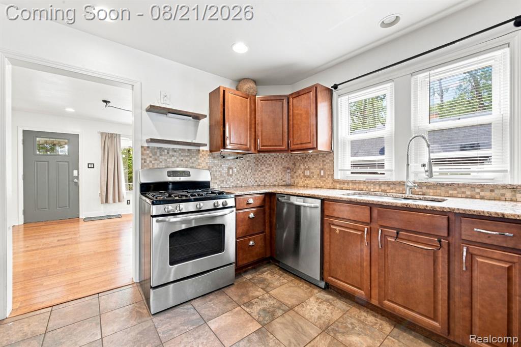 220 Magnolia Drive Property Photo 10