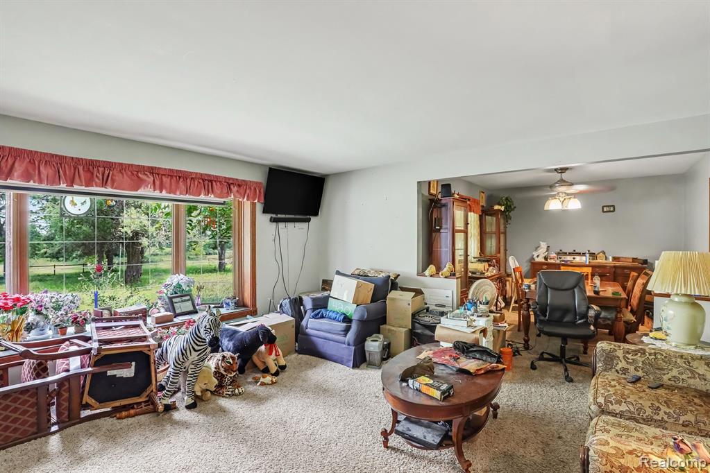 6323 Hough Road Property Photo 6