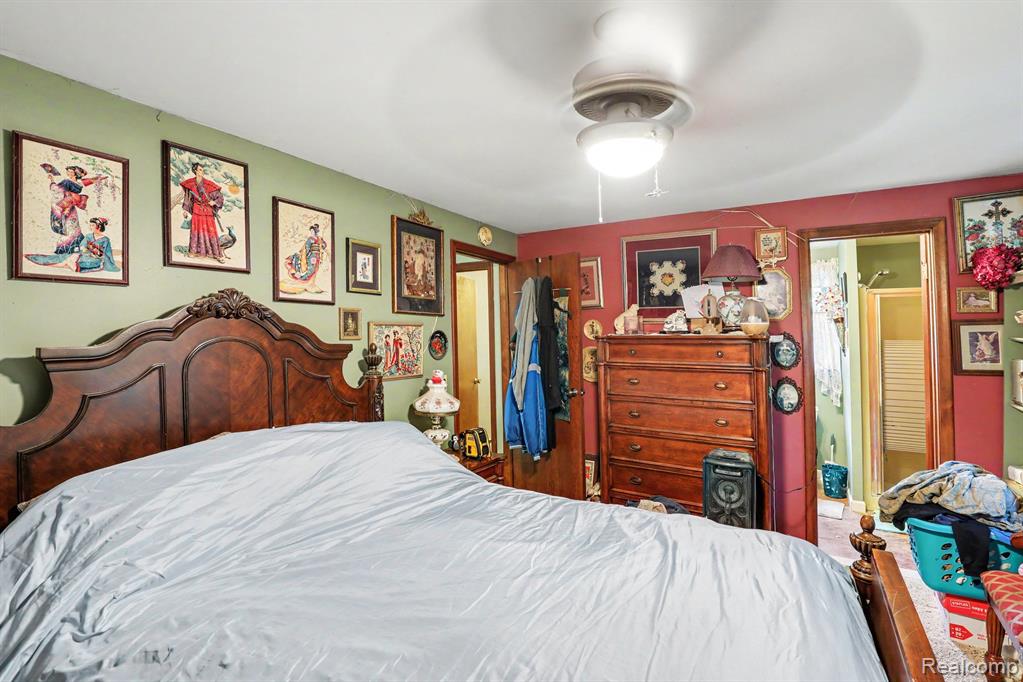 6323 Hough Road Property Photo 13