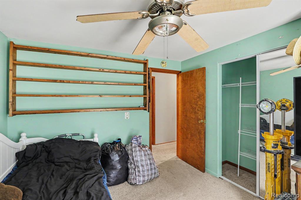 6323 Hough Road Property Photo 15