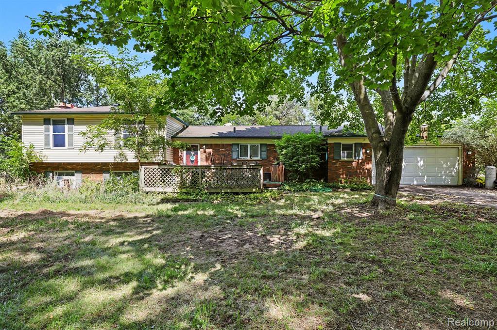 6323 Hough Road Property Photo 27