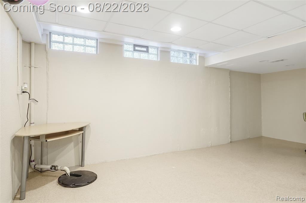 385 Neptune Drive Property Photo 22