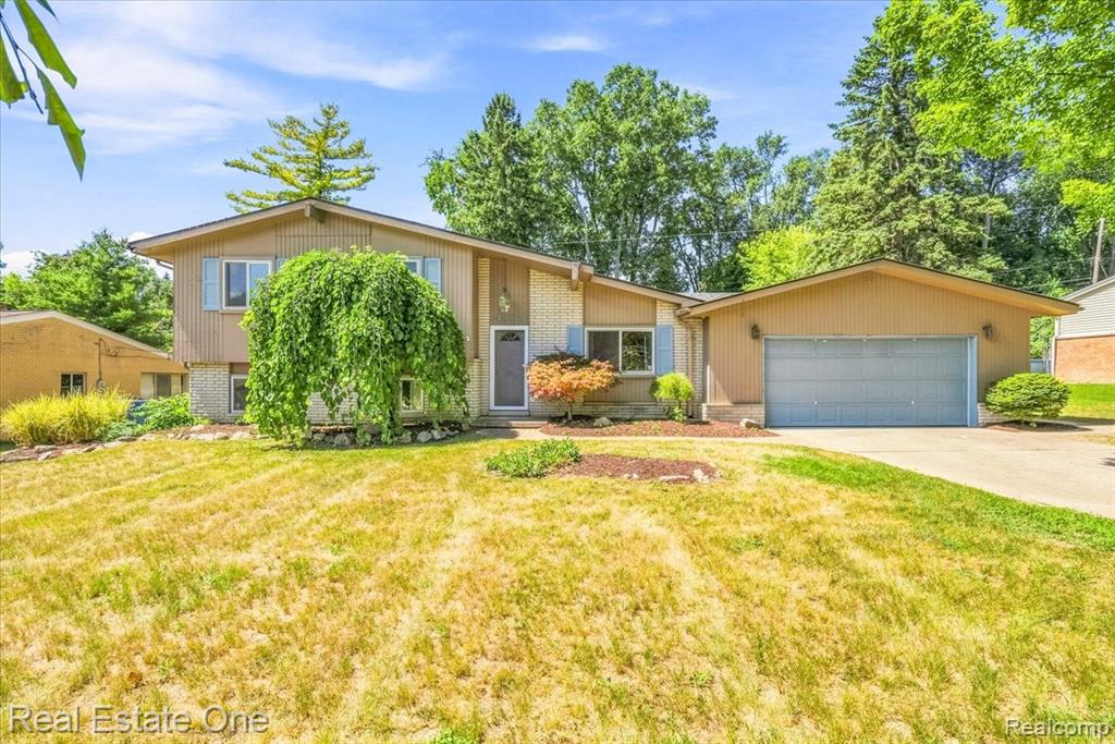 4805 Whitlow Boulevard Property Photo 1