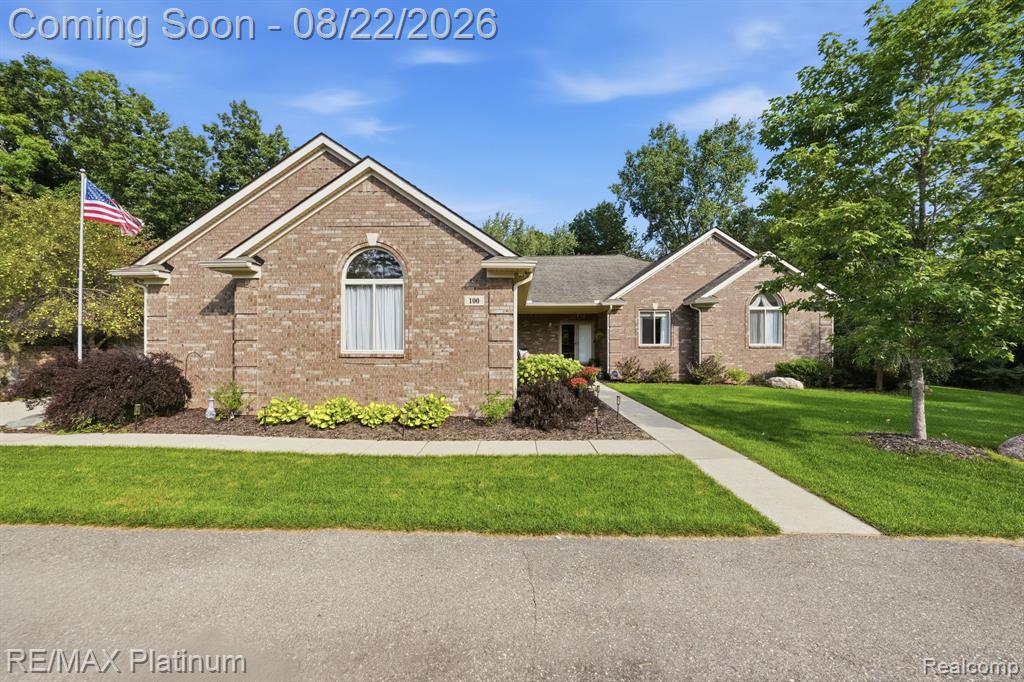 100 Fordney Place Property Photo 2