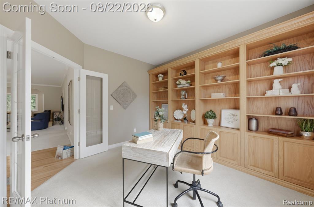 100 Fordney Place Property Photo 5