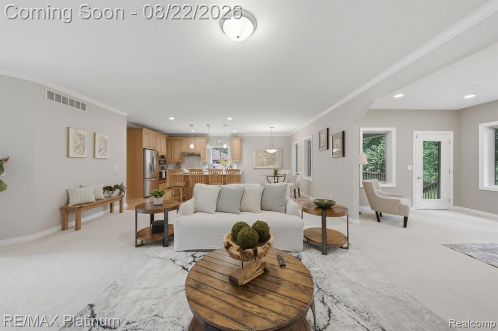 100 Fordney Place Property Photo 8