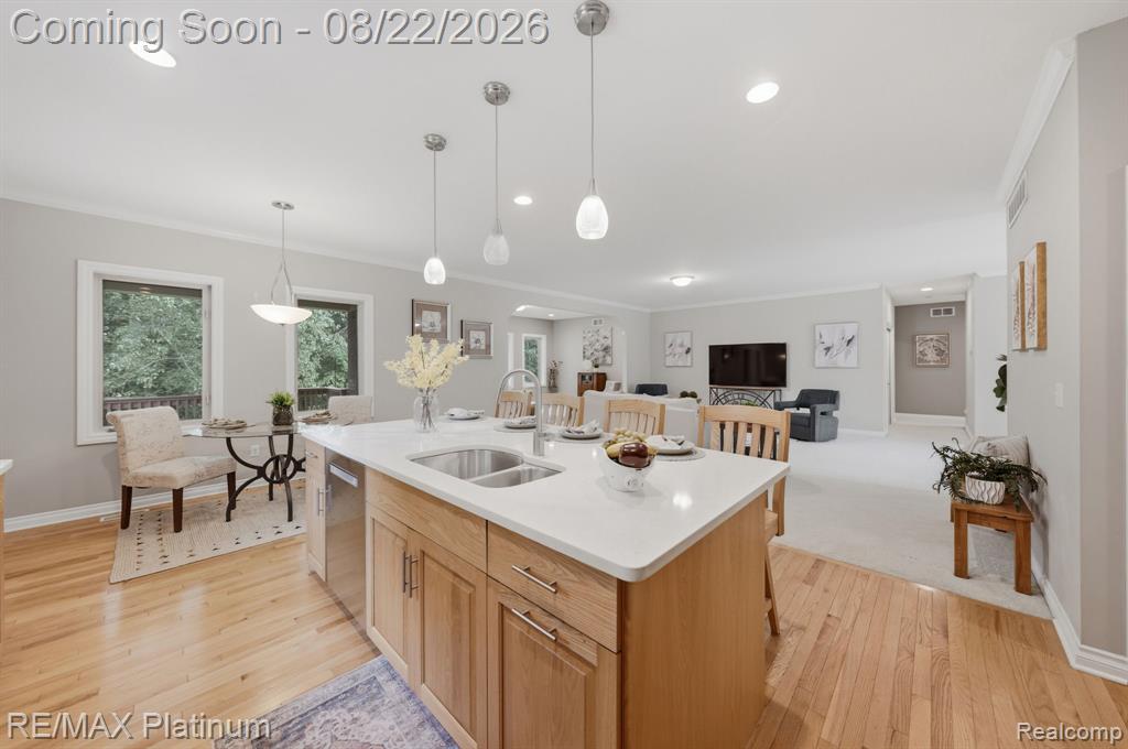 100 Fordney Place Property Photo 11