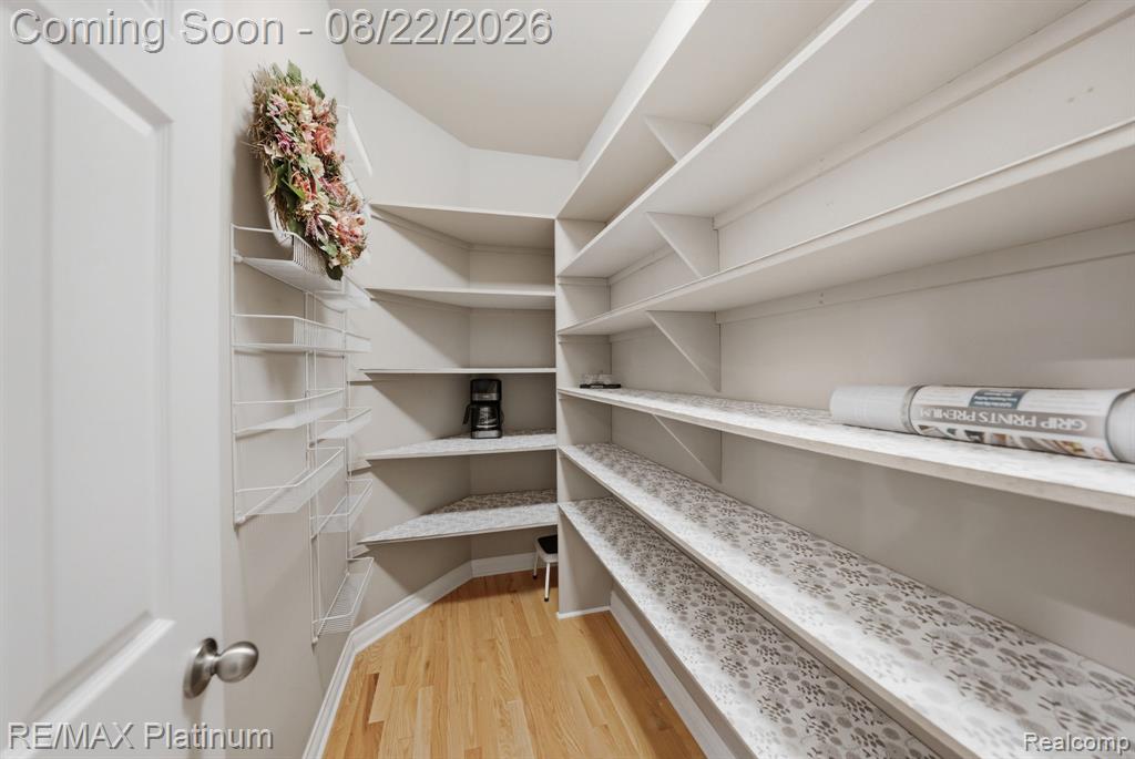 100 Fordney Place Property Photo 24