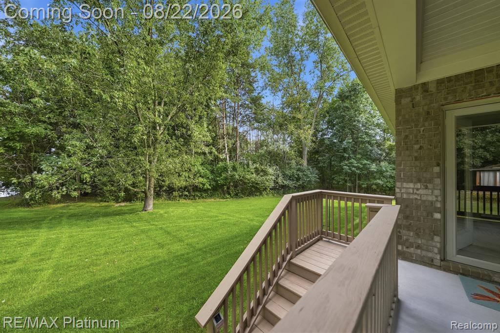 100 Fordney Place Property Photo 37