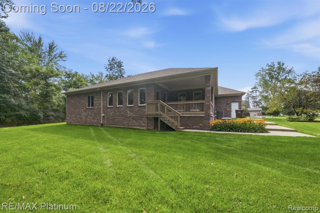 100 Fordney Place Property Photo 38