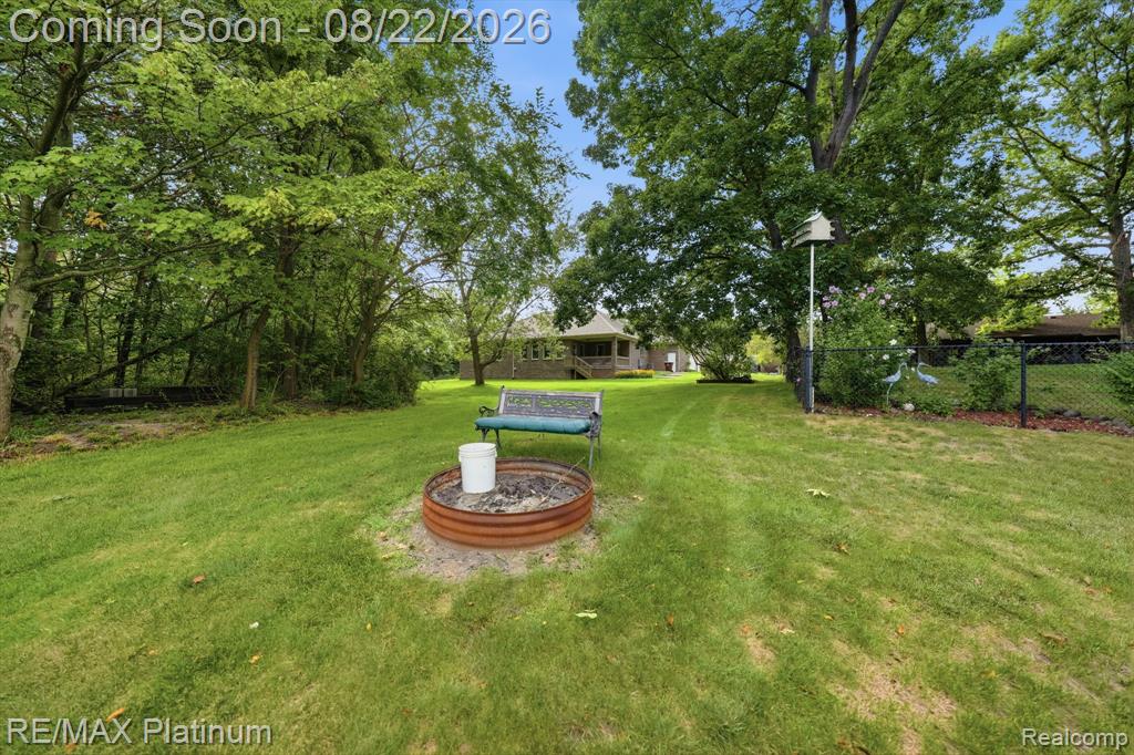100 Fordney Place Property Photo 41
