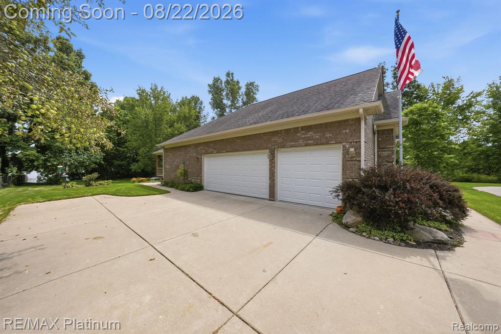 100 Fordney Place Property Photo 45