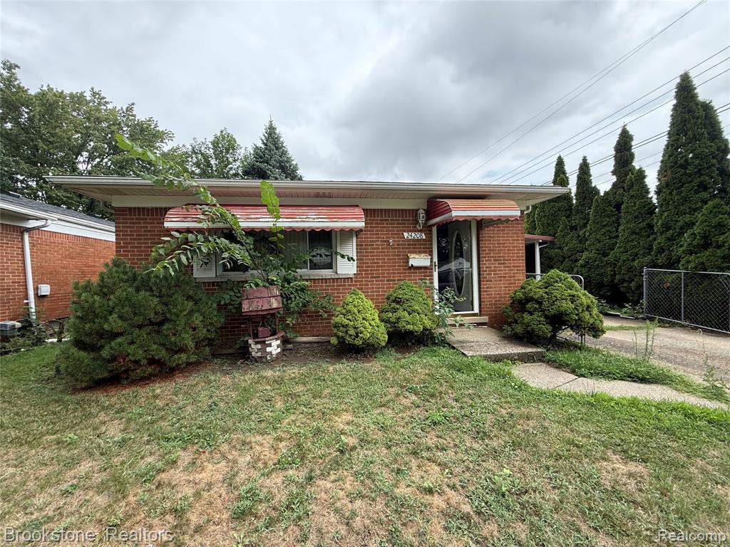 24208 Lauren Avenue Property Photo 1