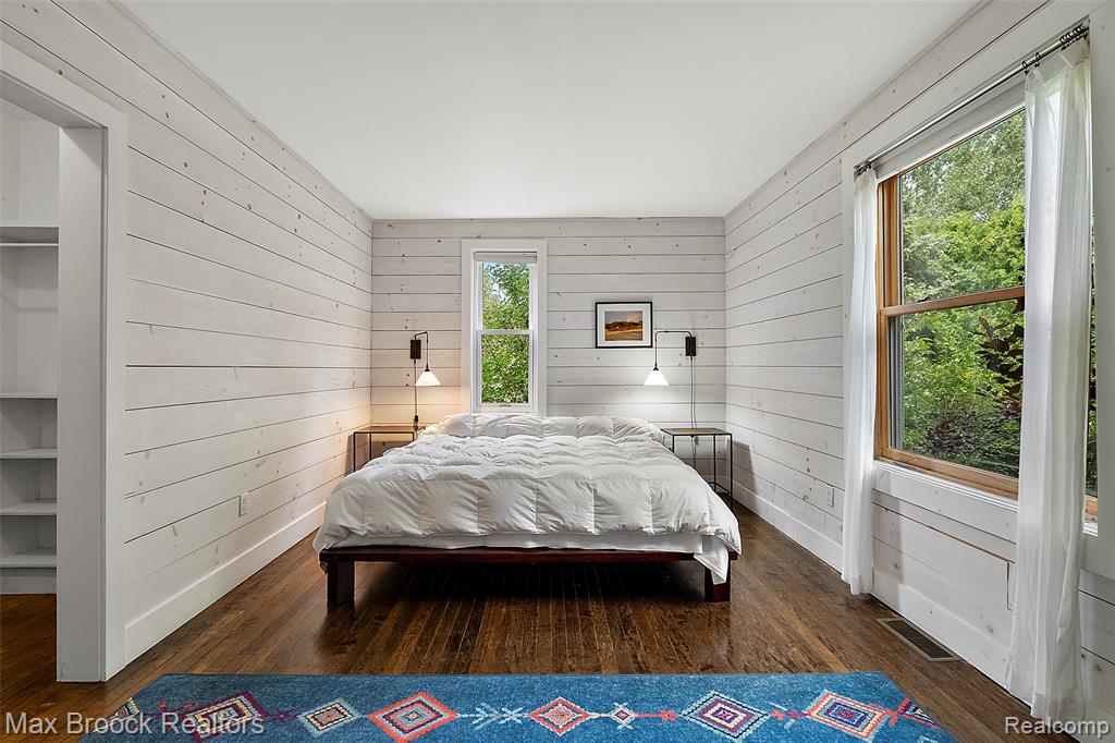 3362 S French Road Property Photo 17