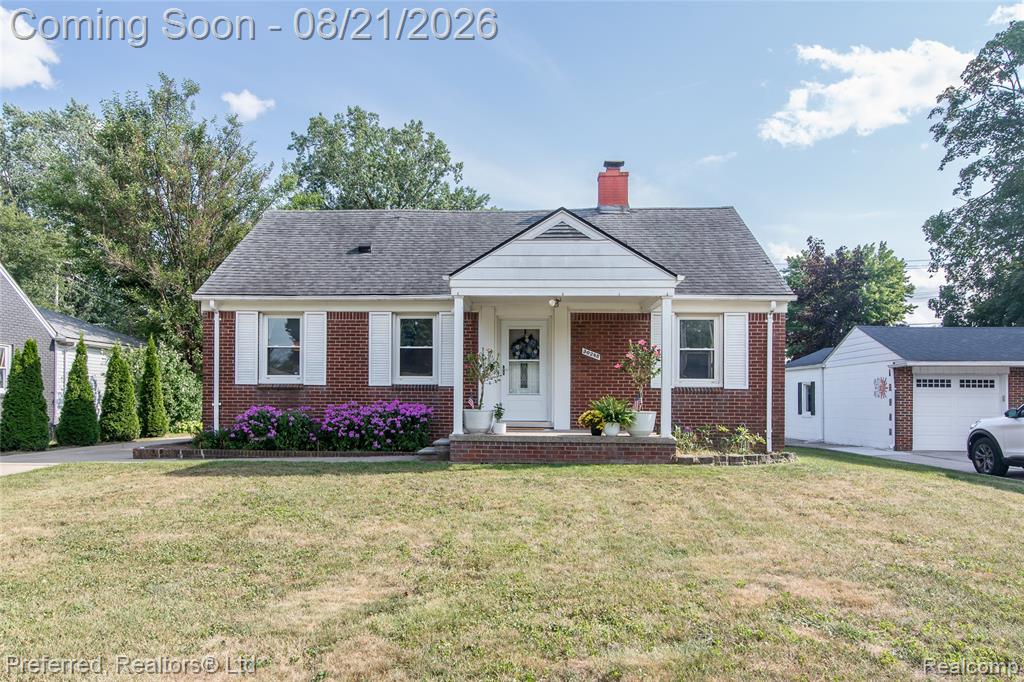 30285 7 Mile Road Property Photo 1