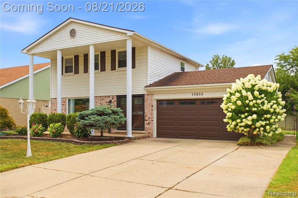 10834 Continental Drive Property Photo 2