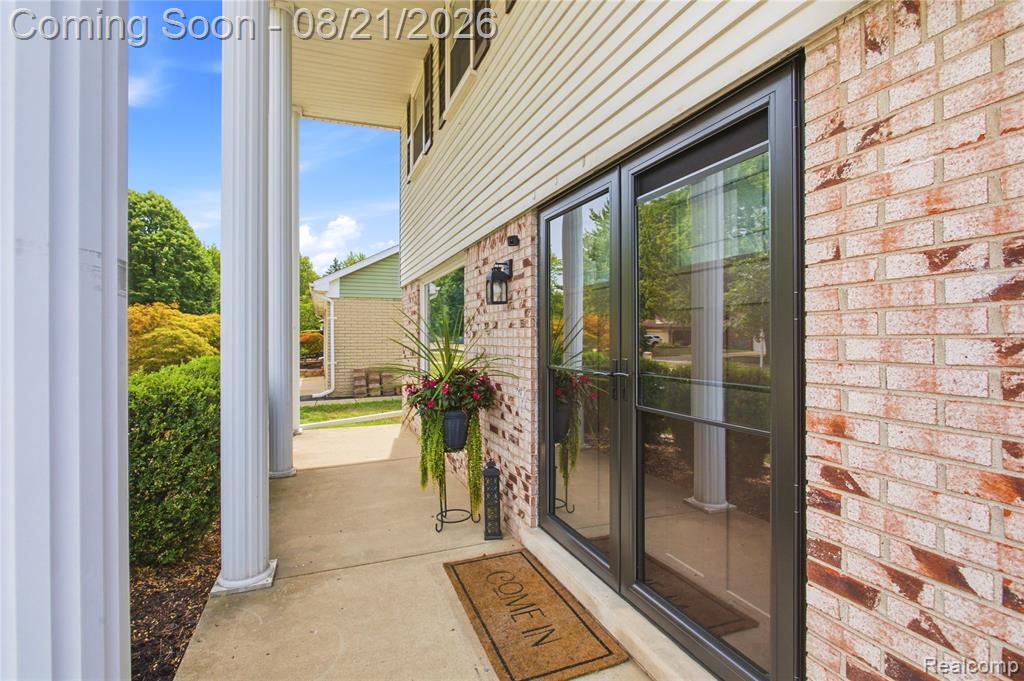 10834 Continental Drive Property Photo 3