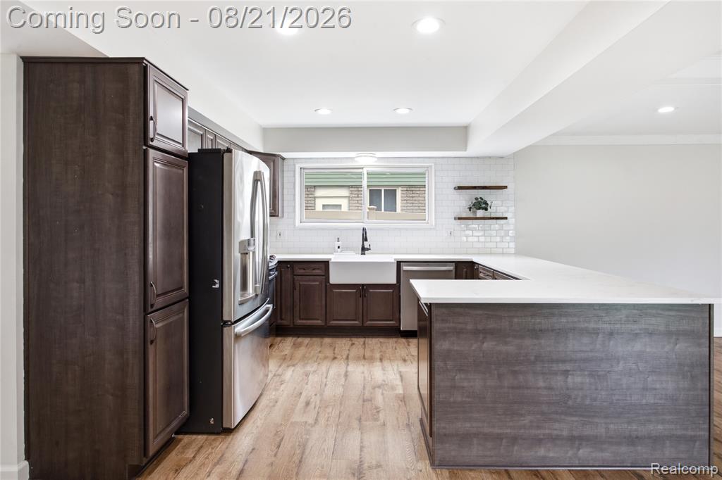 10834 Continental Drive Property Photo 14