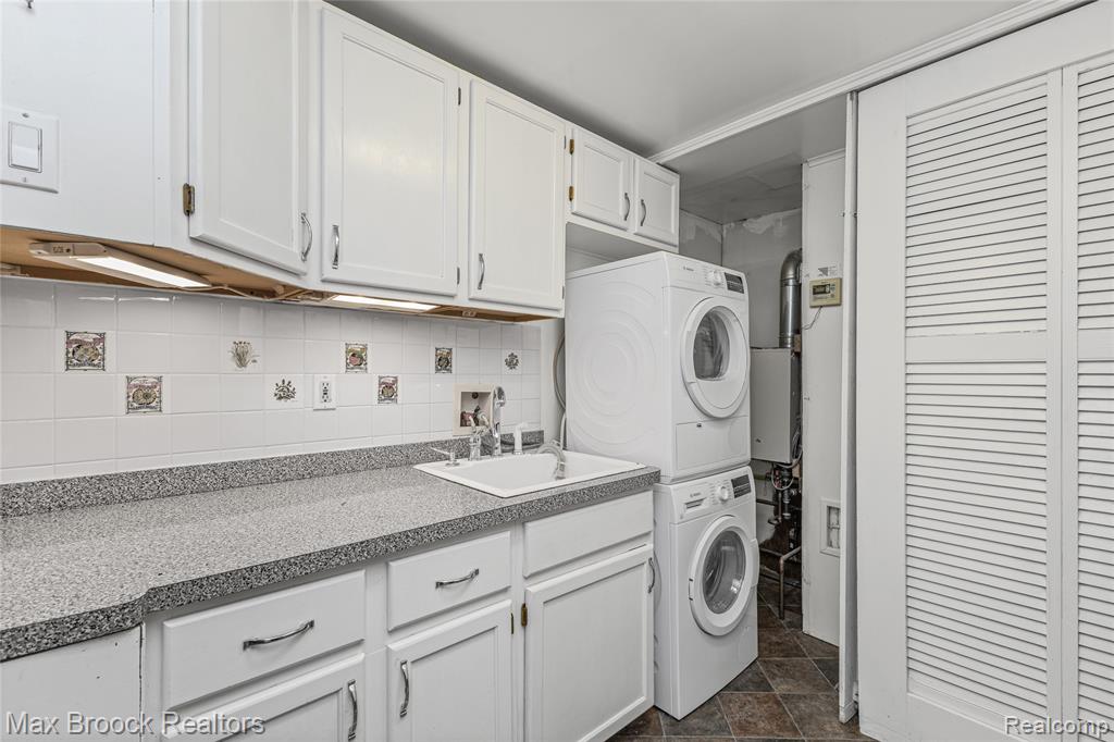 29799 Linden Street Property Photo 32