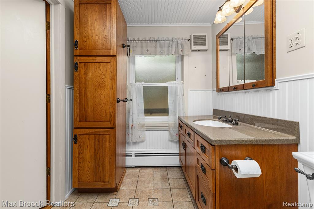 29799 Linden Street Property Photo 43