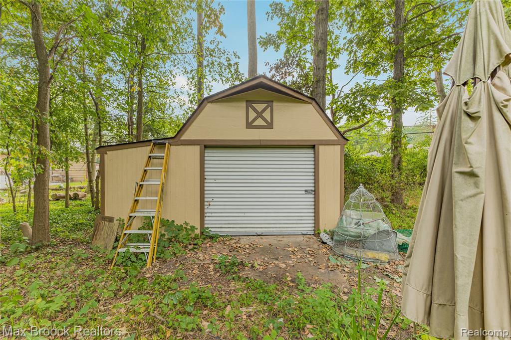 29799 Linden Street Property Photo 68
