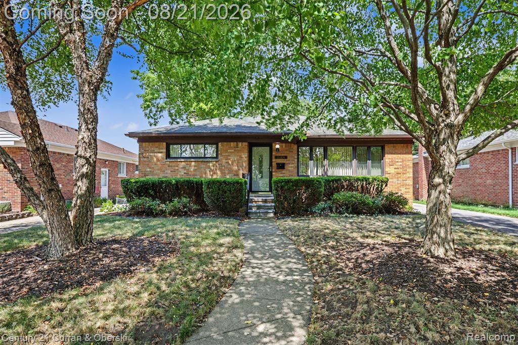 26826 Student Drive Property Photo 1