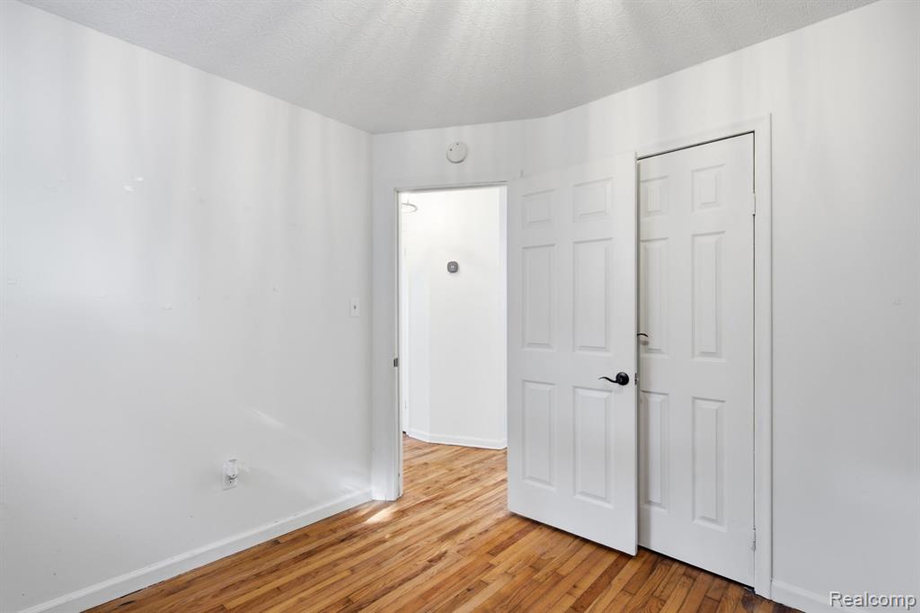 22327 Wick Road Property Photo 27