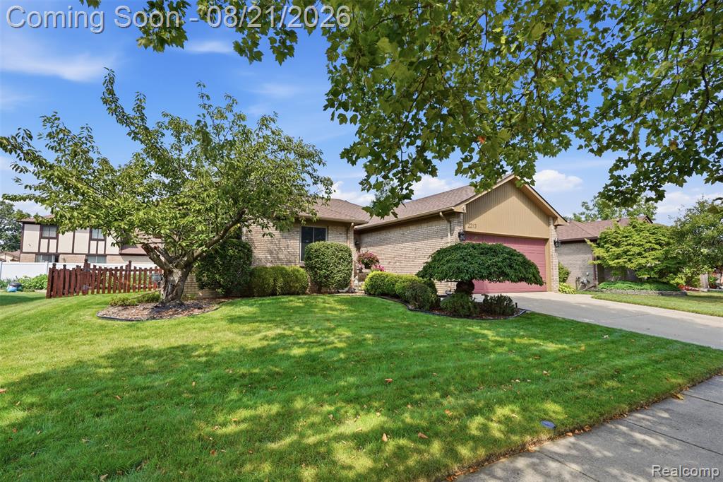2213 Prescott Drive Property Photo 2
