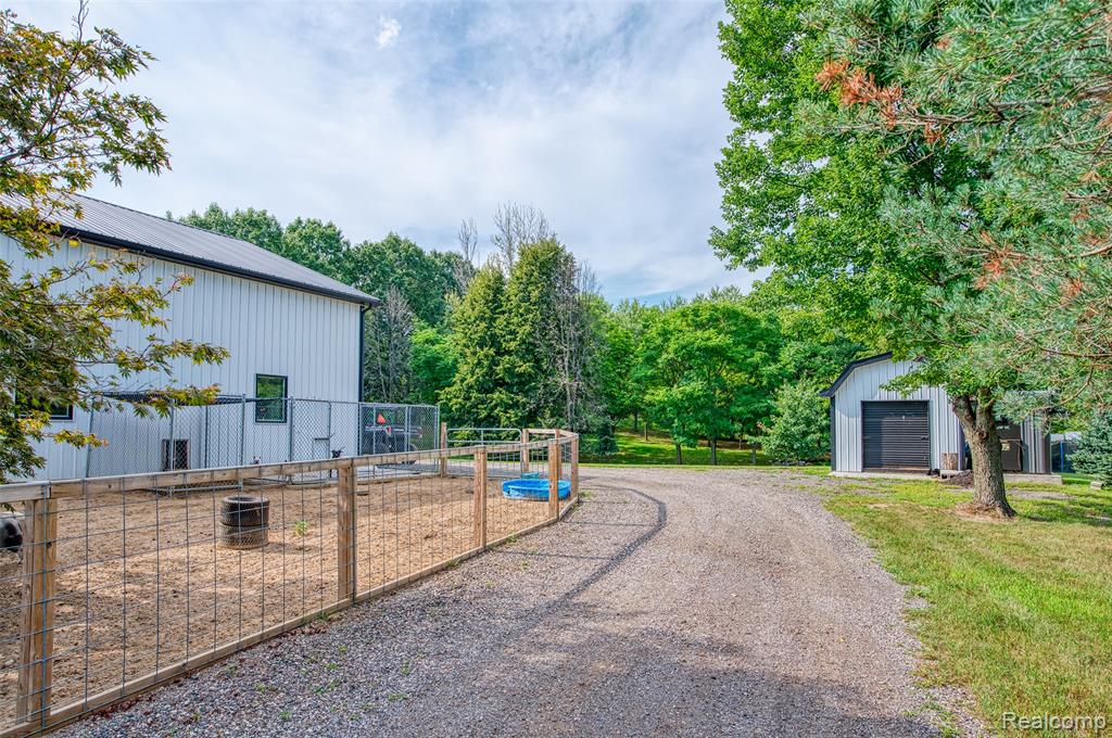 11150 Roberts Road Property Photo 23