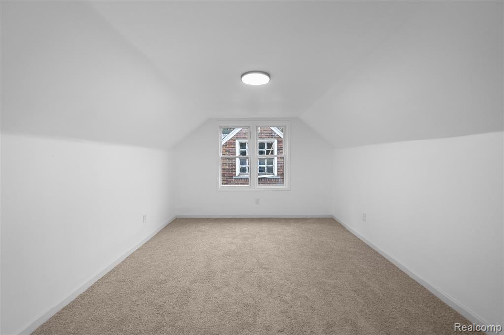 5961 Bluehill Street Property Photo 13