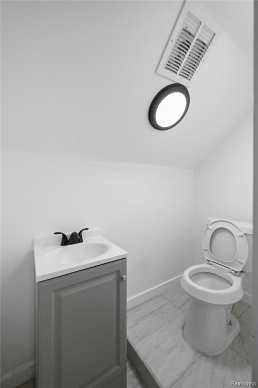 5961 Bluehill Street Property Photo 14
