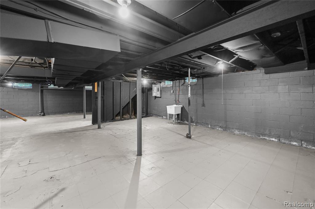 5961 Bluehill Street Property Photo 16