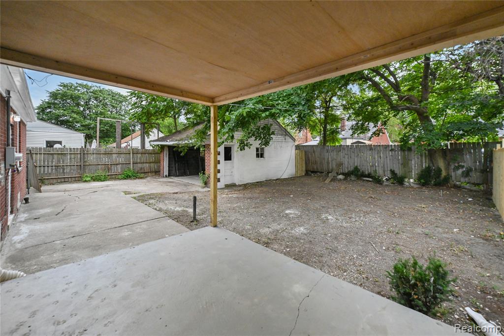 5961 Bluehill Street Property Photo 20