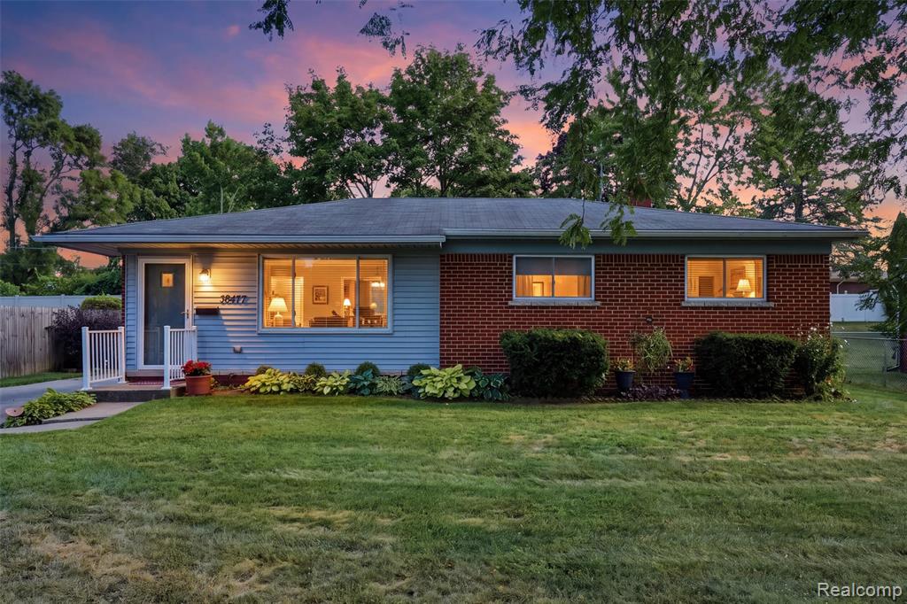 38477 Ann Arbor Trail