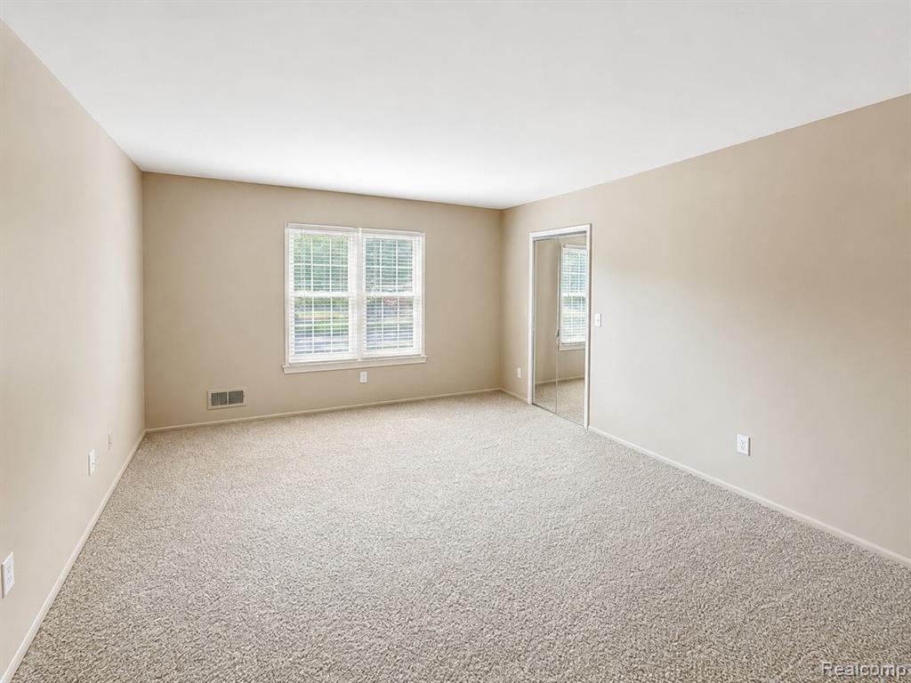 27654 E Echo Valley Property Photo 18