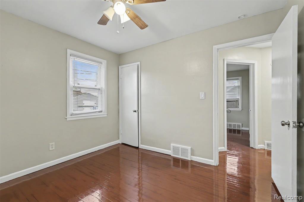 1770 Arlington Avenue Property Photo 13