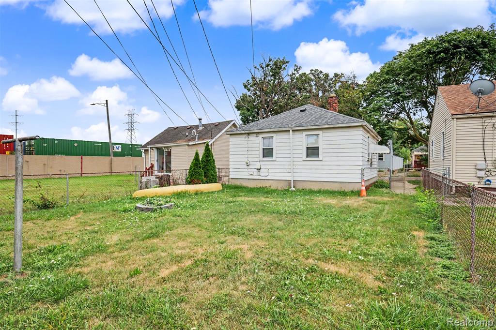 1770 Arlington Avenue Property Photo 20