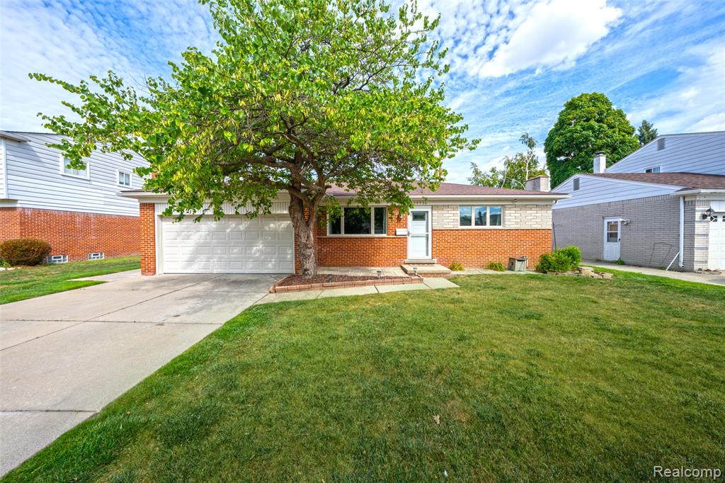 29736 Warner Avenue Property Photo 1
