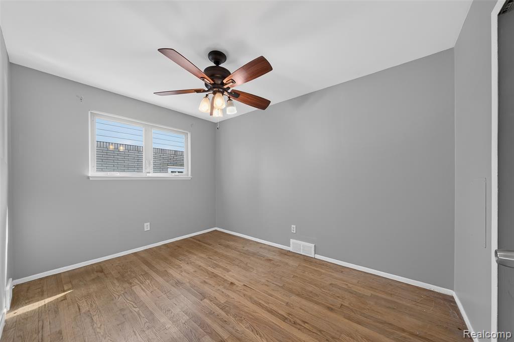 29736 Warner Avenue Property Photo 20