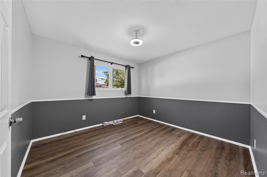 29736 Warner Avenue Property Photo 22